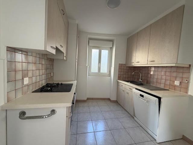 Location Maison 4 pièces 152 m2 Pommeuse