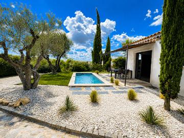 Location Maison 4 pièces 180 m2 Aix en Provence