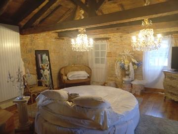 Location Maison 4 pièces 220 m2 Saint Antonin Noble Val
