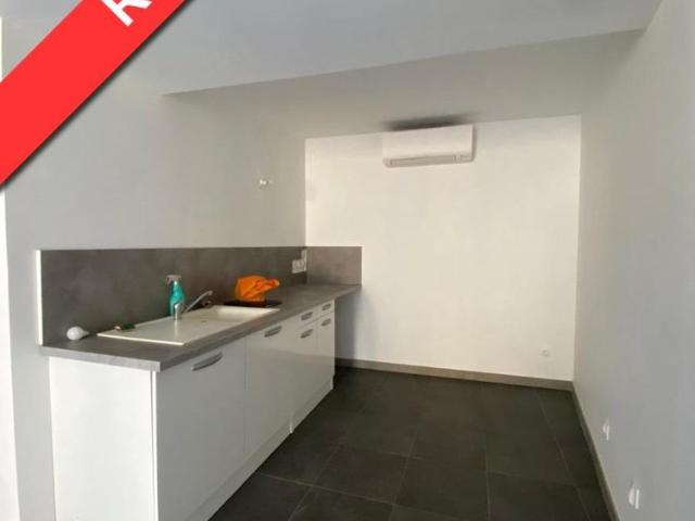 Location Maison 4 pièces 64m² TOURVES 83170