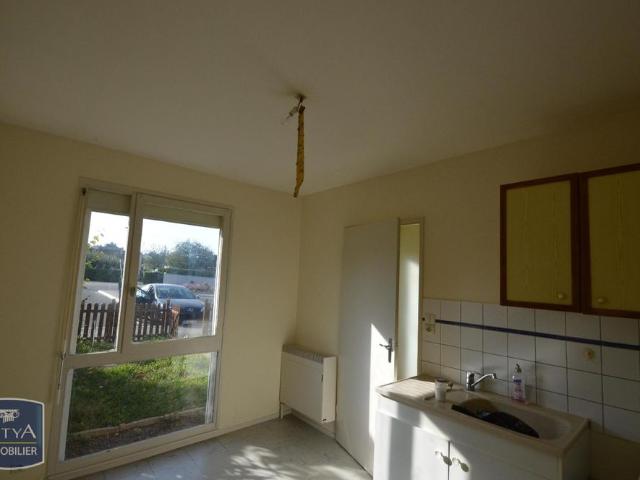 Location Maison 4 pièces 68m² ST PIERRE MONTLIMART 49110