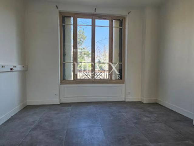 Location Maison 4 pièces 71.92 m2 Versailles