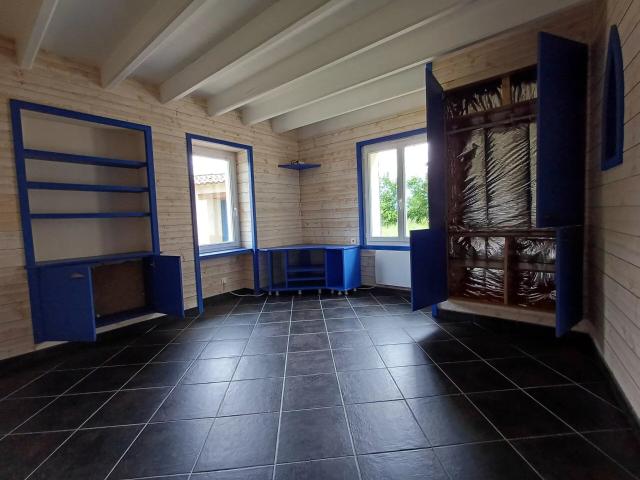 Location Maison 4 pièces 71 m2 à Lhommaizé