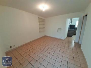 Location Maison 4 pièces 72m² VINSOBRES 26110
