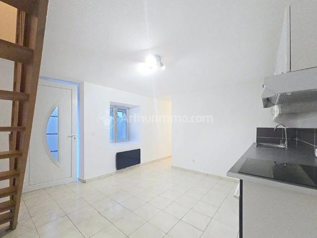 Location Maison 4 pièces 74 m2 à Manzat