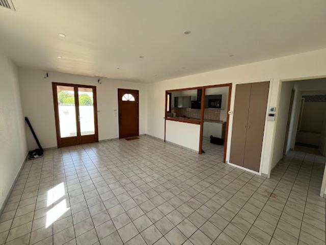Location Maison 4 pièces 74 m2 Vayres