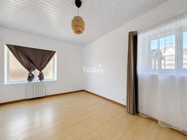 Location Maison 4 pièces 74m² GOUVILLE SUR MER 50560