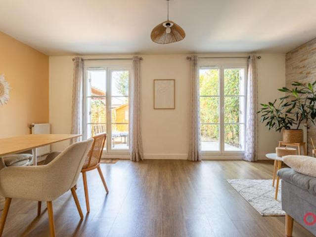 Location Maison 4 pièces 75.58 m2 Sainte genevieve des bois