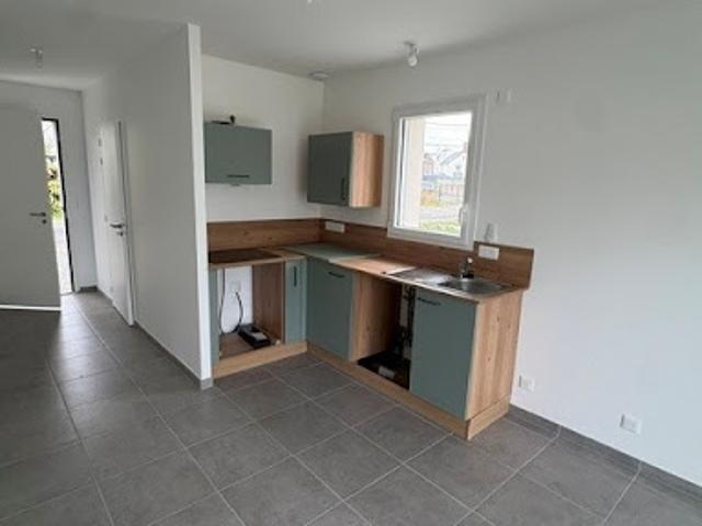 Location Maison 4 pièces 75 m2 La Chapelle des Marais