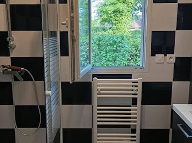 Location Maison 4 pièces 75 m2 Pessac