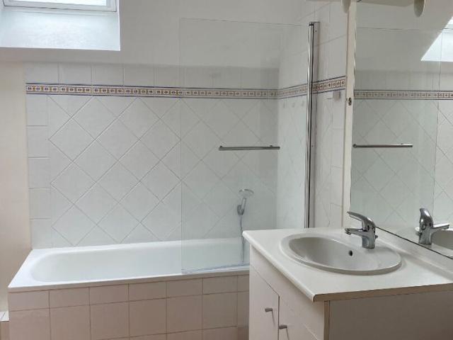 Location maison 4 pièces, 76.00m², Vitry aux Loges