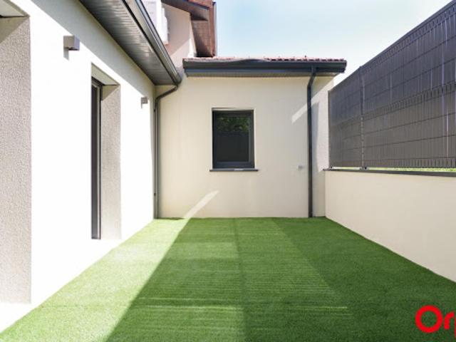 Location Maison 4 pièces 76 m2 Tramoyes