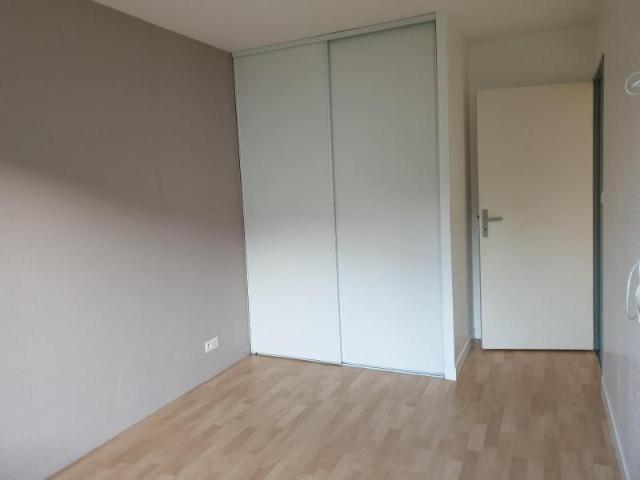 Location Maison 4 pièces 76m² DISSAY 86130
