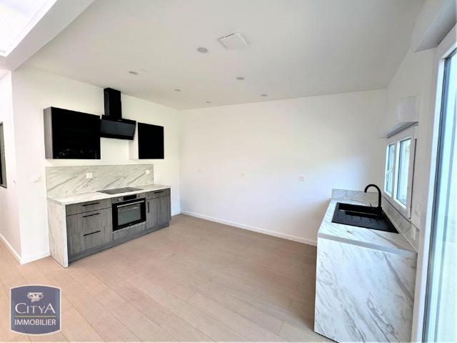 Location Maison 4 pièces 76m² LOOS 59120