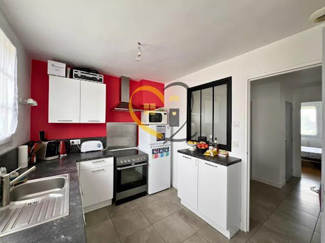 Location Maison 4 pièces 77 m2 Saint Germain du Puy