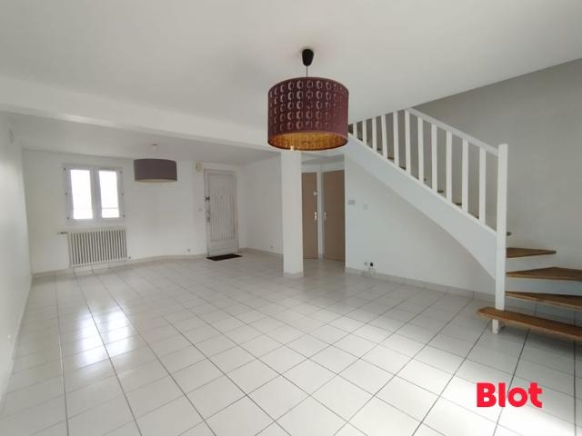Location Maison 4 pièces 77m² BRUZ 35170