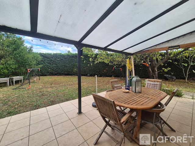 Location Maison 4 pièces 78.03 m2 Villejust