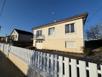 Location Maison 4 pièces 78 m2 Montmorillon