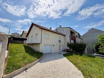 Location Maison 4 pièces 79.33 m2 Chatillon
