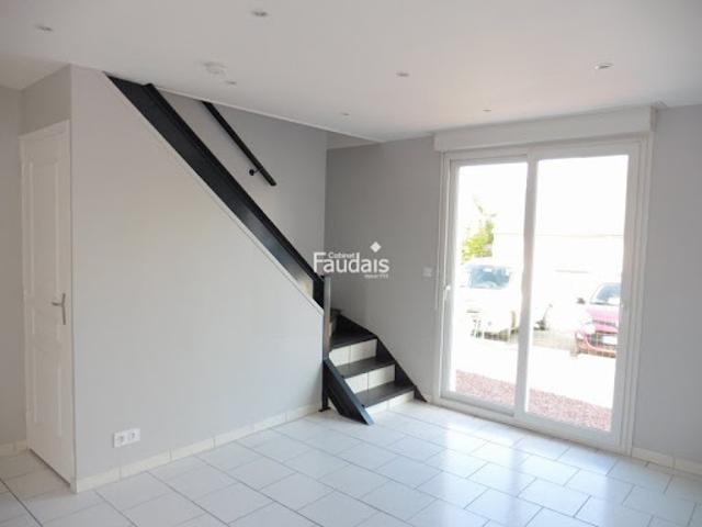 Location Maison 4 pièces 79.61 m2 La Chapelle en Juger