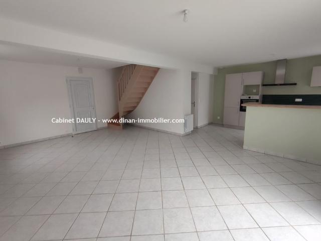 Location Maison 4 pièces 79m² DINAN 22100