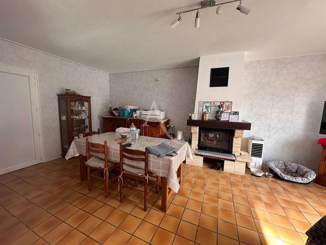 Maison 4 pièces Saint Sever de Saintonge 80.00m² 850€ à louer l'Adresse