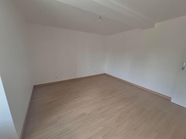 Location Maison 4 pièces 80.7 m2 Dingé