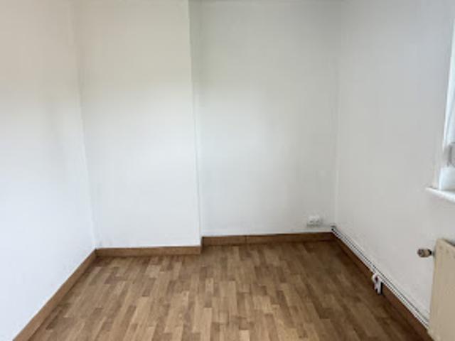 Location Maison 4 pièces 80 m2 Englefontaine