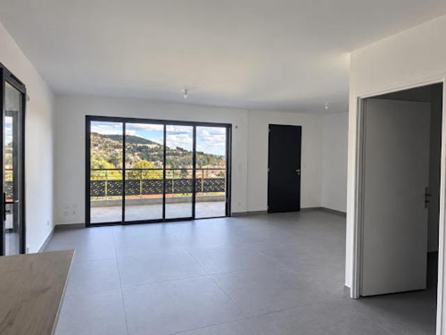 Location Maison 4 pièces 80 m2 Tarare