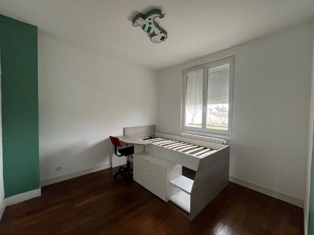 Location Maison 4 pièces 80m² ISSOUDUN 36100