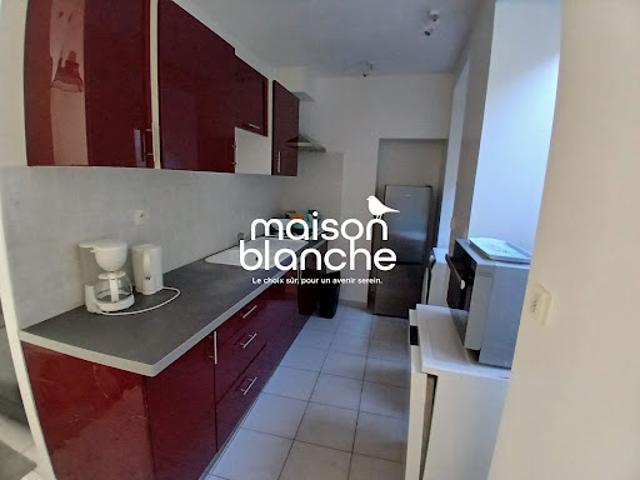 Location Maison 4 pièces 81.1 m2 Airvault