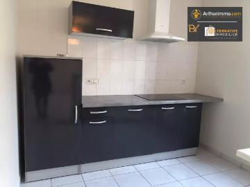 Location Maison 4 pièces 81 m2 à Bais