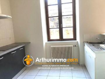 Location Maison 4 pièces 81 m2 à Bais