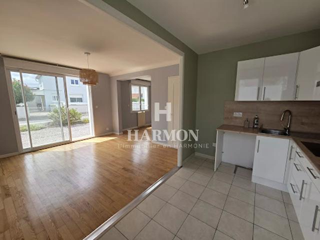 Location Maison 4 pièces 82.4 m2 Oloron Sainte Marie