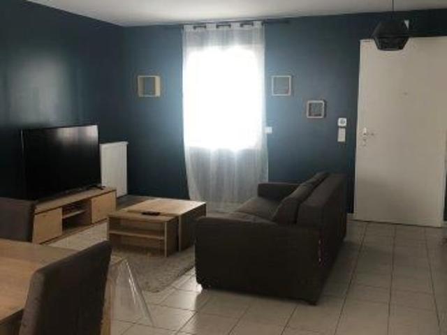 Location Maison 4 pièces 82 m2 Cheptainville