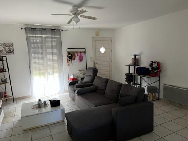Location Maison 4 pièces 82 m2 Saint Denis de Pile