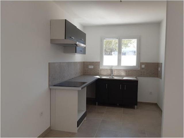 Location Maison 4 pièces 82 m2 Salindres