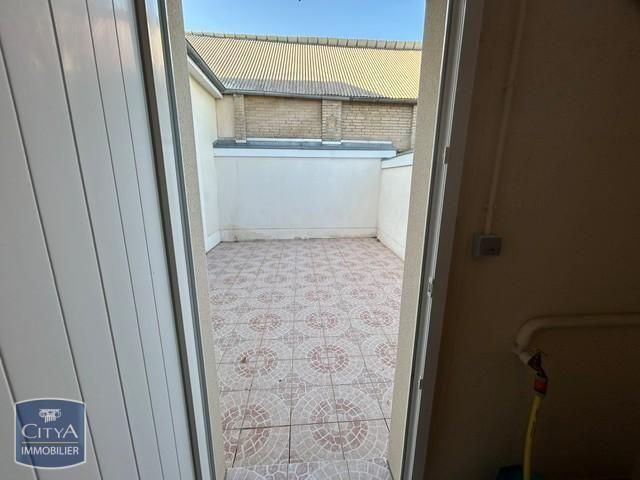 Location Maison 4 pièces 82m² CHANGE 72560