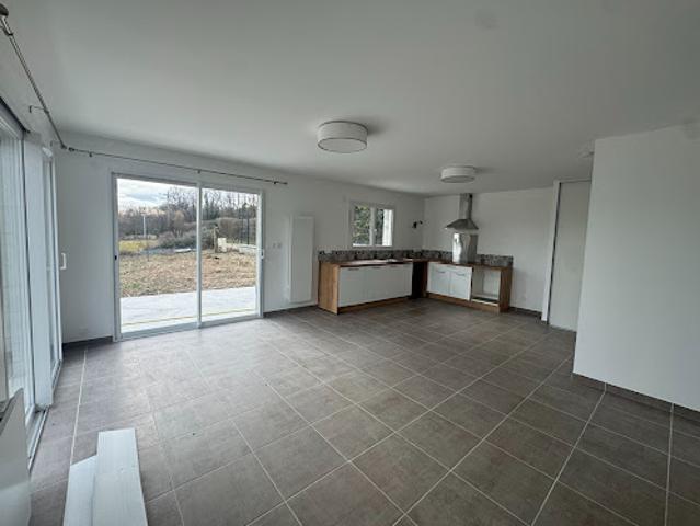 Location Maison 4 pièces 83 m2 Bourgoin Jallieu