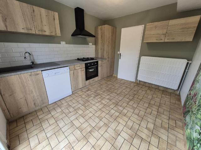 Location Maison 4 pièces 83m² CAMBRAI 59400