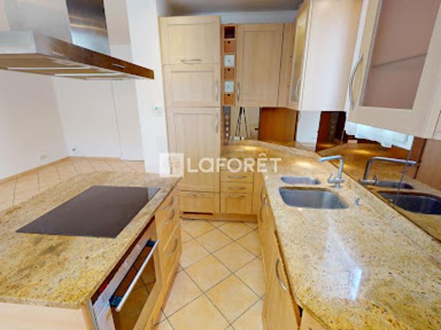 Location Maison 4 pièces 84.99 m2 Nanterre
