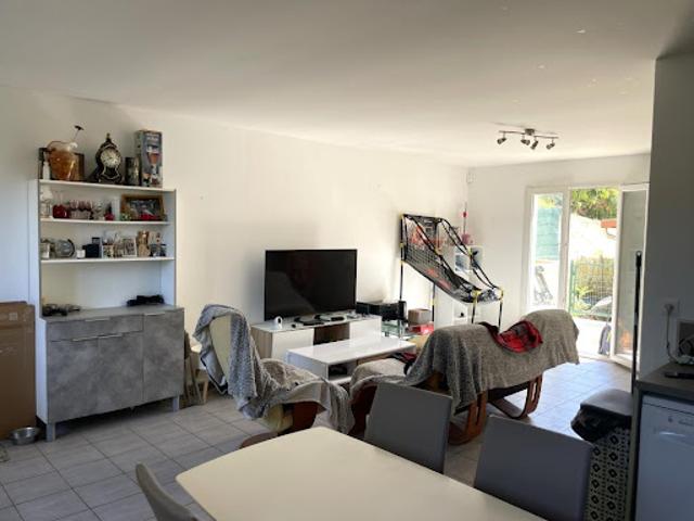 Location Maison 4 pièces 84 m2 Chuzelles