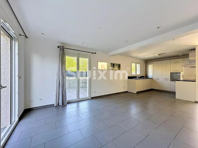 Location Maison 4 pièces 84 m2 Echenevex
