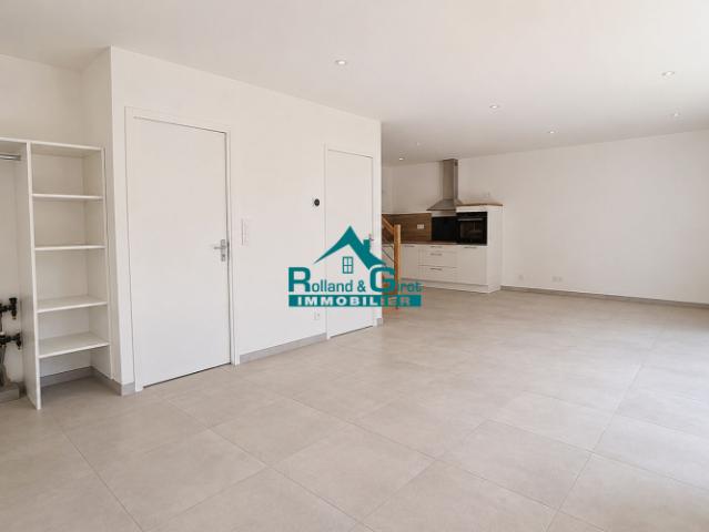 Location maison 4 pièces 84 m²