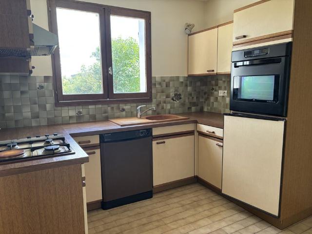 Location Maison 4 pièces 84m² DARDILLY 69570