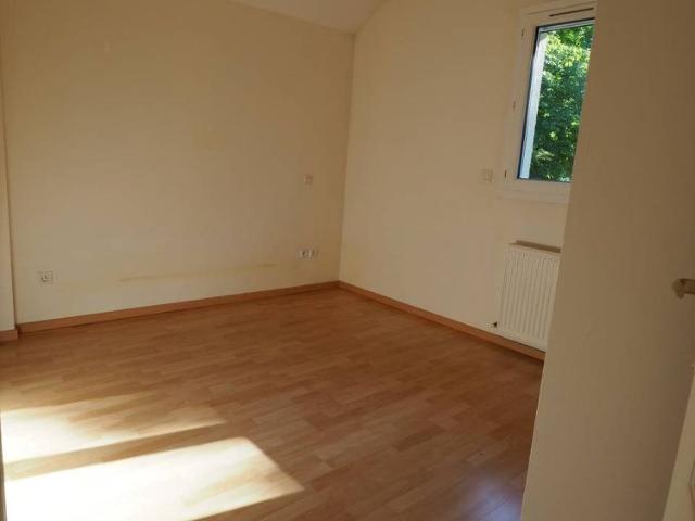 Location Maison 4 pièces 84m² PRINGY 74370