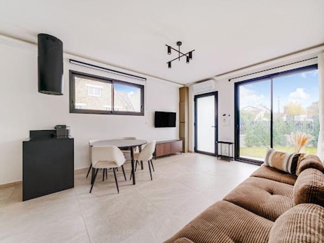 Location Maison 4 pièces 85 m2 La Varenne Saint Hilaire