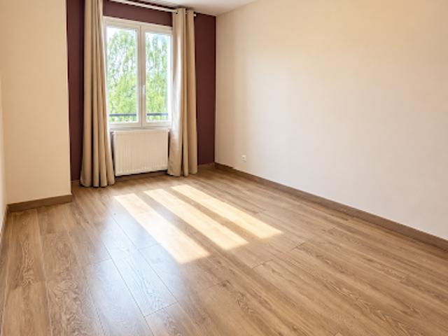 Location Maison 4 pièces 85 m2 Pontoise