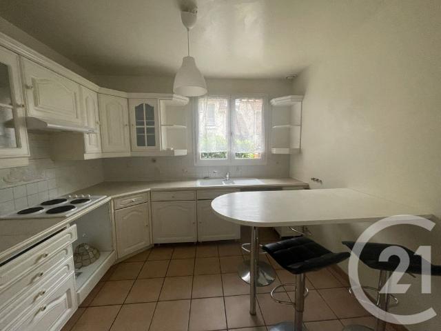 Location Maison 4 pièces 85m² GIF SUR YVETTE 91190