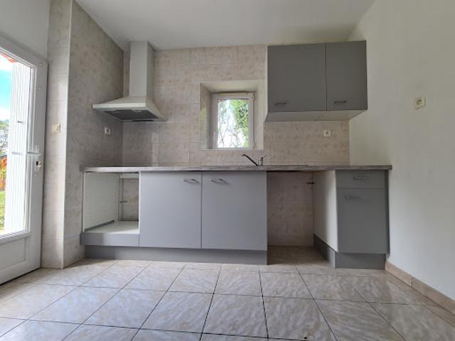 Location Maison 4 pièces 86 m2 Montrelais